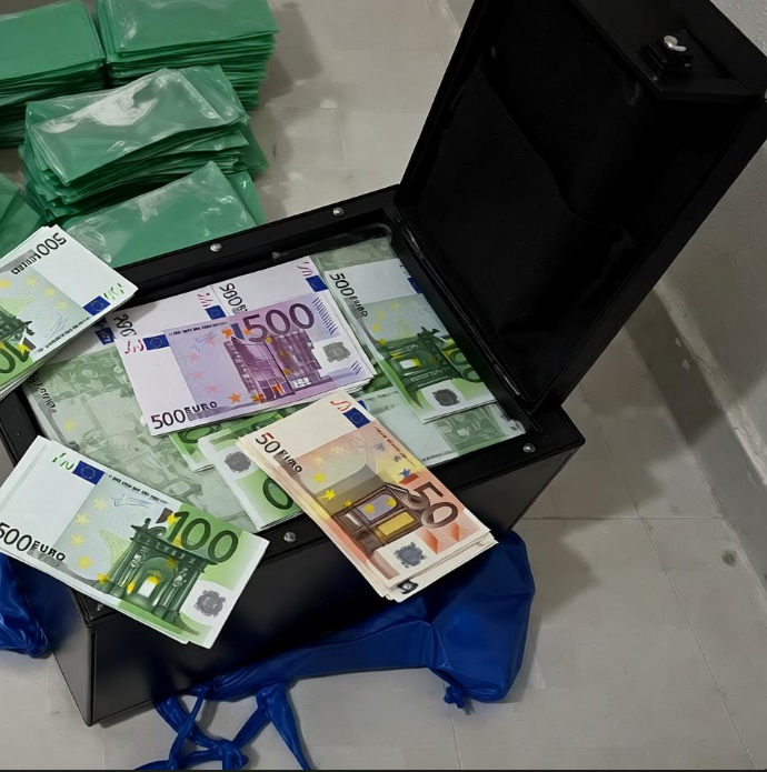 Poudre d'activation SSD pour le nettoyage de billets de banque vert, noire, rouge, ancre