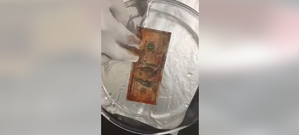 Poster vidéo résultats avant/après nettoyage - Clean Laboratoire